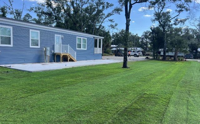 1809 NE Pine Avenue, Steinhatchee, FL 32359