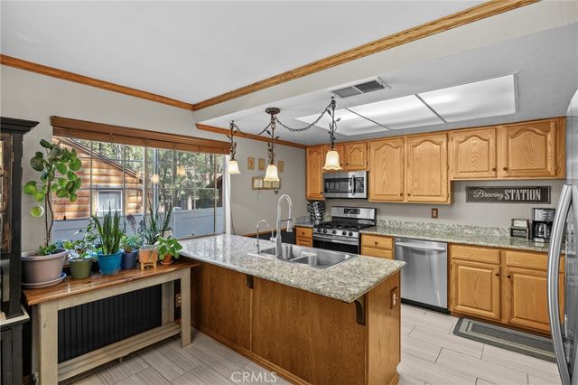 904 E Fairway, Big Bear City, CA 92314