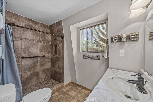 904 E Fairway, Big Bear City, CA 92314
