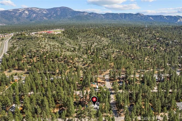 904 E Fairway, Big Bear City, CA 92314