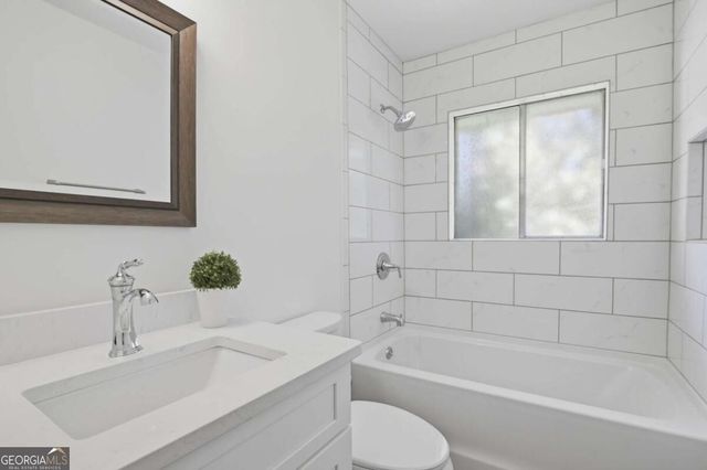 31 Huntwood Drive SE, Smyrna, GA 30082