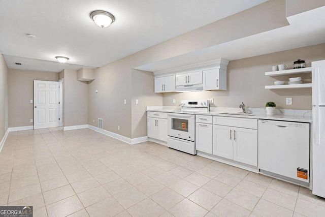 31 Huntwood Drive SE, Smyrna, GA 30082
