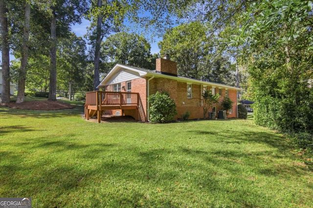 31 Huntwood Drive SE, Smyrna, GA 30082