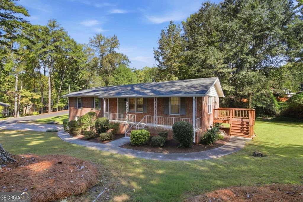 31 Huntwood Drive SE, Smyrna, GA 30082 — photo 5