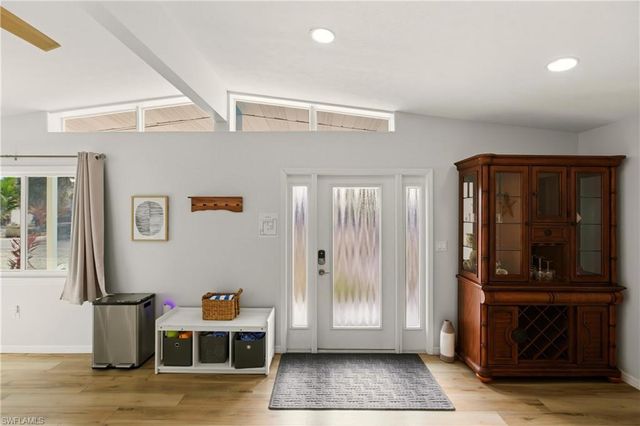 185 Hibiscus DR, Fort Myers Beach, FL 33931