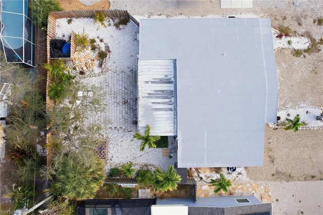 185 Hibiscus DR, Fort Myers Beach, FL 33931