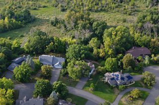 20 Deer Hills Drive, North Oaks, MN 55127