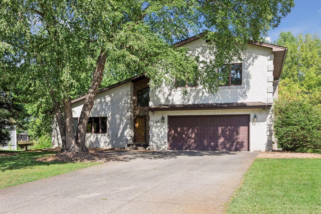 20 Deer Hills Drive, North Oaks, MN 55127 — photo 2