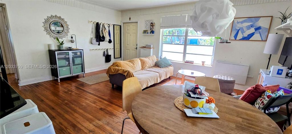 Image 5 of property listing at 1135 NE 133 rd St, North Miami, FL 33161