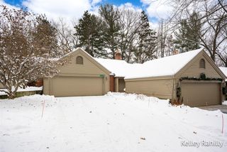 6587 Waybridge Drive, Grand Rapids, MI 49546