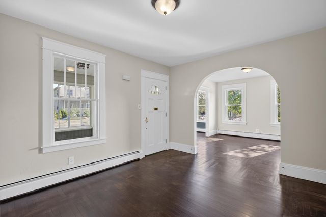 342 Candia Road, Manchester, NH 03109