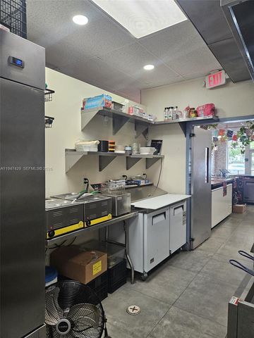 12743 Biscayne Blvd, North Miami, FL 33181