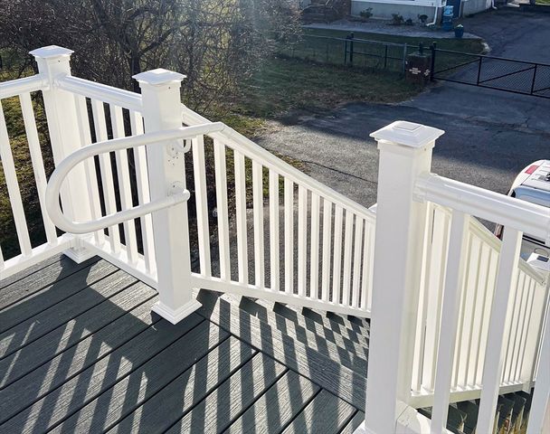 4 Bartlett St 2, Taunton, MA 02780