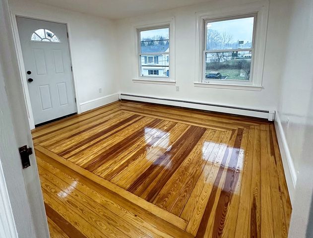 4 Bartlett St 2, Taunton, MA 02780