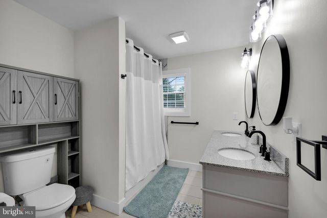 2840 JACKSONVILLE RD, Bethlehem, PA 18017
