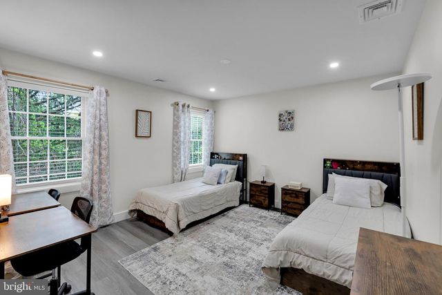 2840 JACKSONVILLE RD, Bethlehem, PA 18017