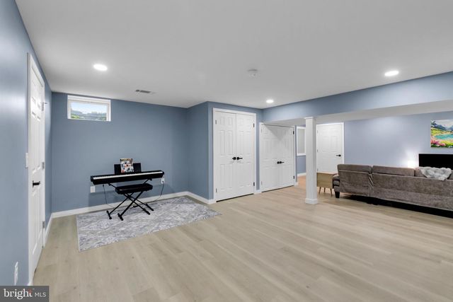 2840 JACKSONVILLE RD, Bethlehem, PA 18017