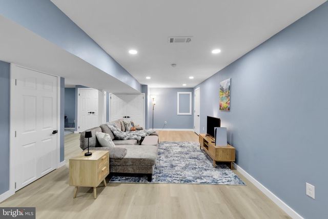 2840 JACKSONVILLE RD, Bethlehem, PA 18017