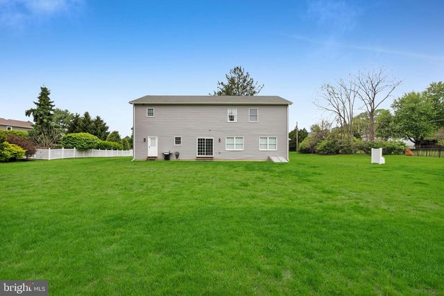 2840 JACKSONVILLE RD, Bethlehem, PA 18017