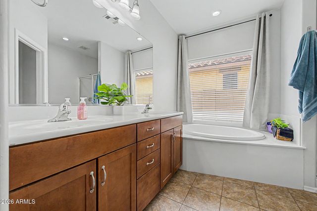 8969 W MYRTLE Avenue, Glendale, AZ 85305