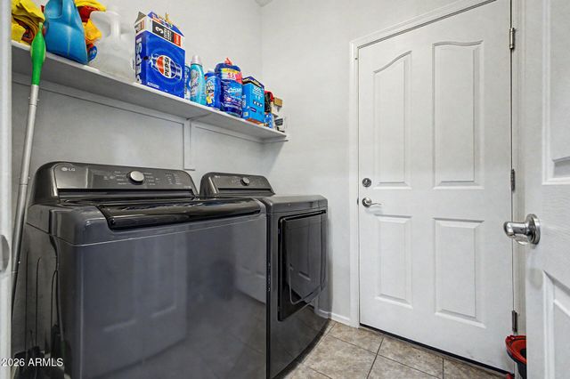 8969 W MYRTLE Avenue, Glendale, AZ 85305