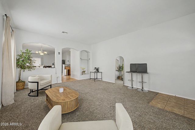 8969 W MYRTLE Avenue, Glendale, AZ 85305