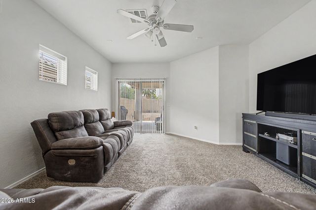 8969 W MYRTLE Avenue, Glendale, AZ 85305