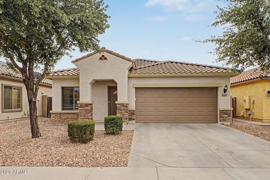 8969 W MYRTLE Avenue, Glendale, AZ 85305