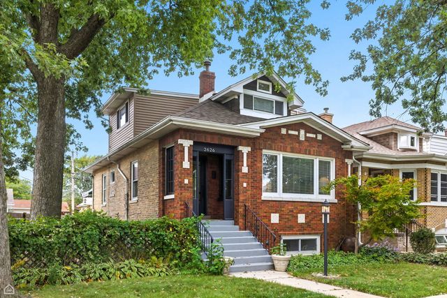 2626 N 78th Avenue, Elmwood Park, IL 60707