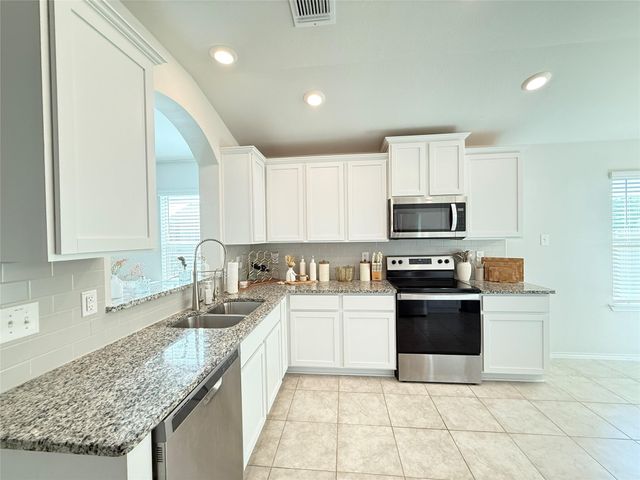 1910 Bee Creek LOOP, Copperas Cove, TX 76522