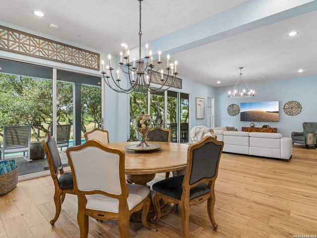 137 Sowing Oak Dr, San Marcos, TX 78666
