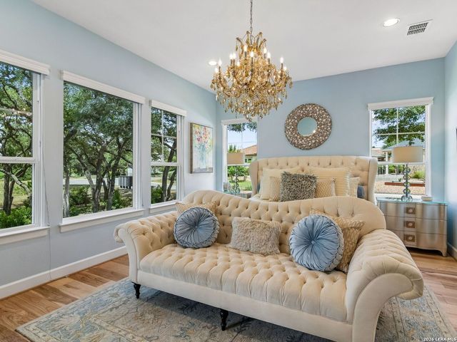 137 Sowing Oak Dr, San Marcos, TX 78666