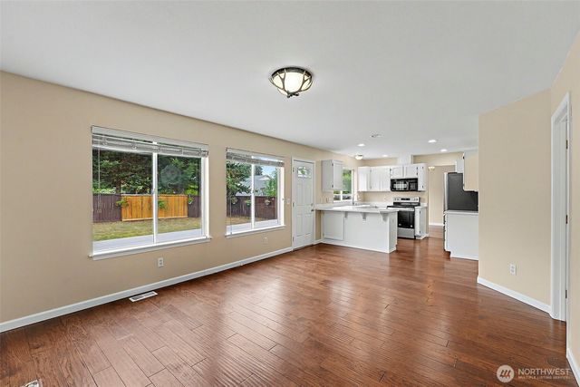 19307 73rd Avenue E, Spanaway, WA 98387
