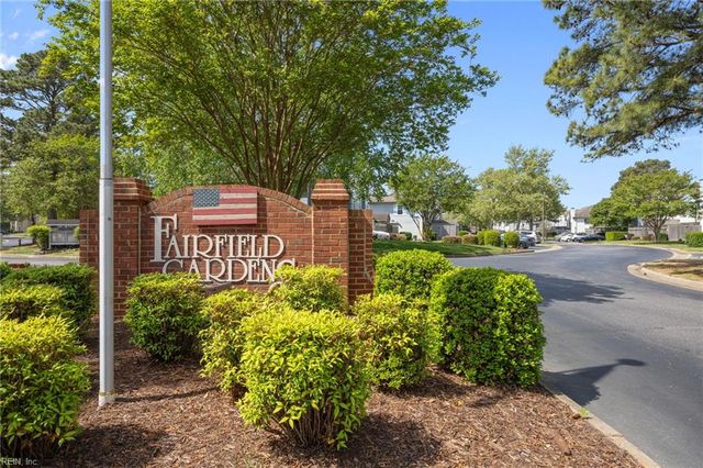 633 Oleander CIR, Virginia Beach, VA 23464