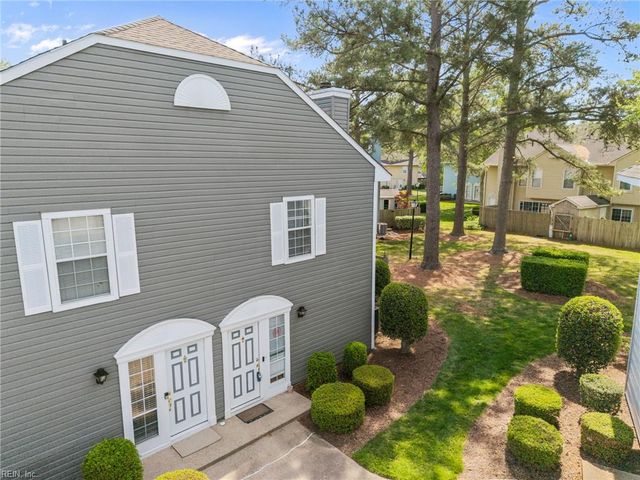 633 Oleander CIR, Virginia Beach, VA 23464