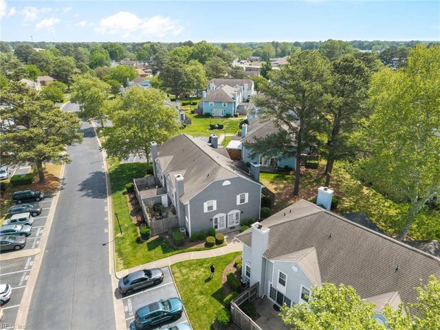 633 Oleander CIR, Virginia Beach, VA 23464