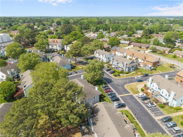 633 Oleander CIR, Virginia Beach, VA 23464