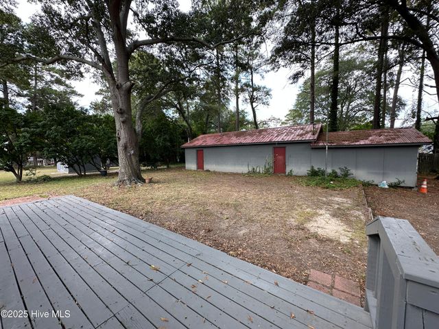 212 Richmond Avenue, Hamlet, NC 28345
