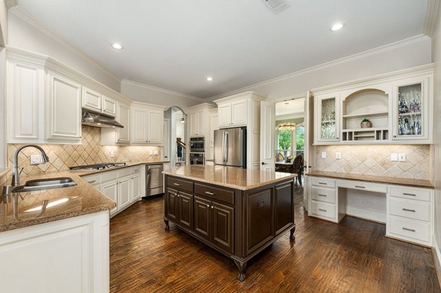 1802 Driskill Drive, Irving, TX 75038