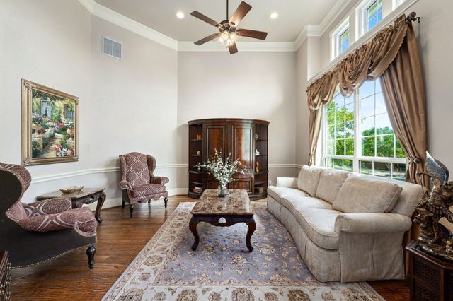 1802 Driskill Drive, Irving, TX 75038