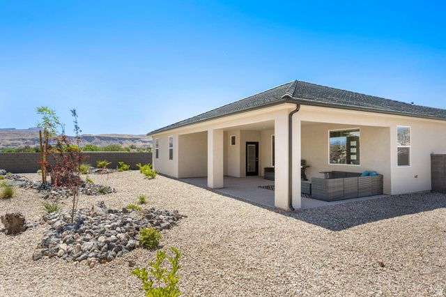 1838 W 180 N, Hurricane, UT 84737