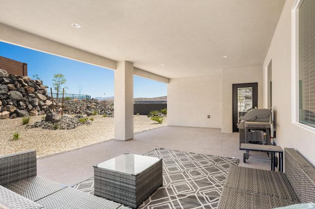 1838 W 180 N, Hurricane, UT 84737