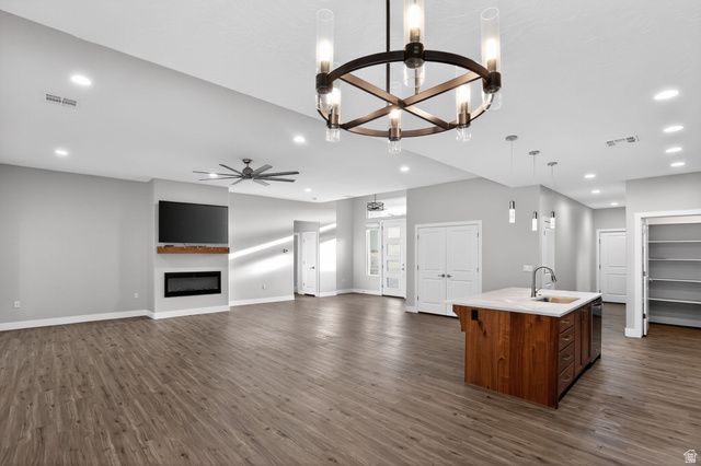 1838 W 180 N, Hurricane, UT 84737