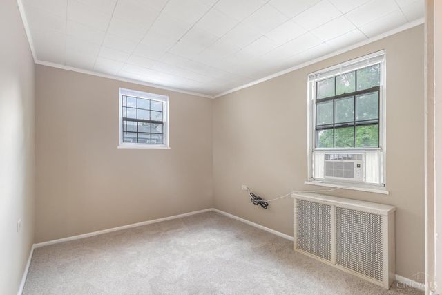 9 Chalmers Court, Greenhills, OH 45218