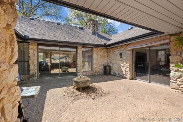 4620 Rolling Meadows Road, Bartlesville, OK 74006