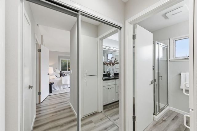 25 McAker Court 103, San Mateo, CA 94403