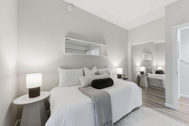 25 McAker Court 103, San Mateo, CA 94403