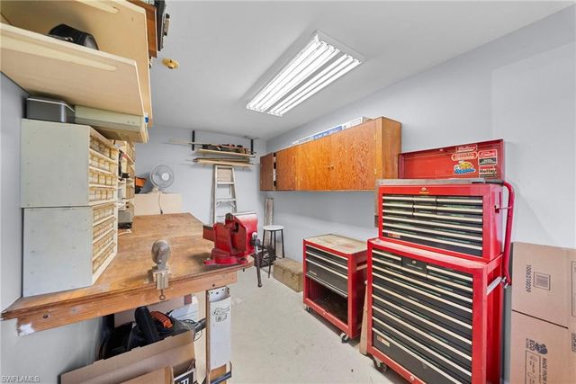 5300 8th PL, Cape Coral, FL 33914