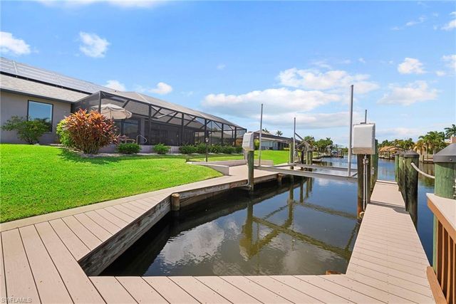 5300 8th PL, Cape Coral, FL 33914