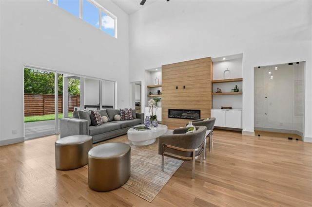 4511 Stigall Drive, Dallas, TX 75209